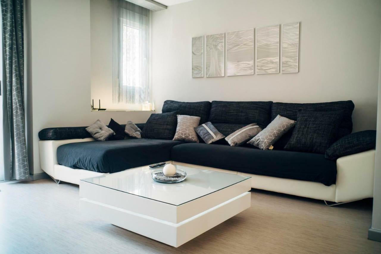 Bruno Apartment Valencia Bagian luar foto