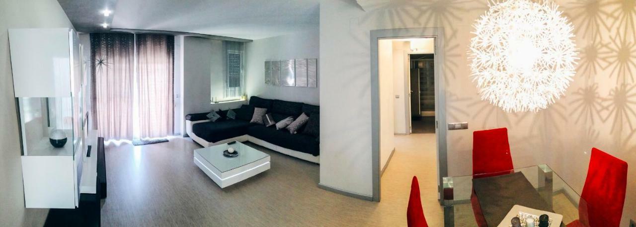 Bruno Apartment Valencia Bagian luar foto